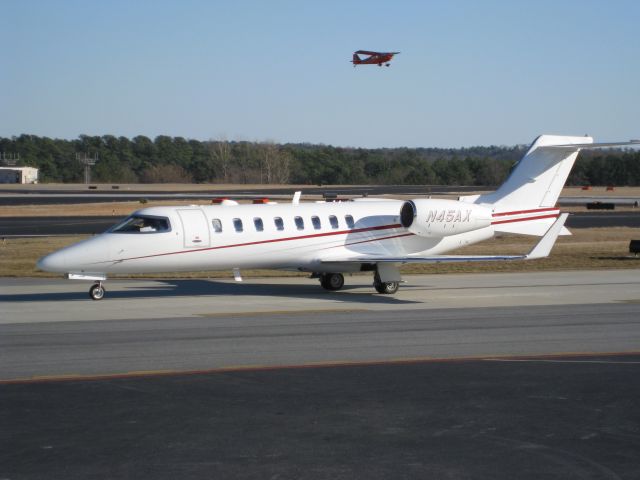 Learjet 45 (N45AX)