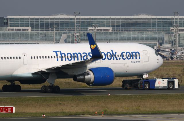 BOEING 767-300 (G-DAJC)
