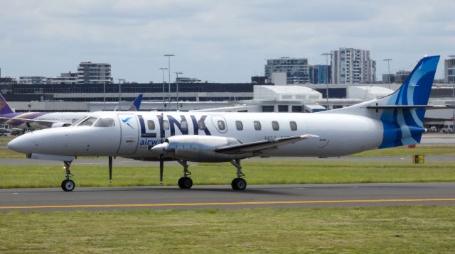 Fairchild Dornier SA-227DC Metro (VH-VEU)