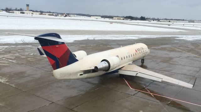 Canadair Regional Jet CRJ-200 (N629BR)