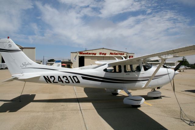 Cessna Skylane (N2431Q)