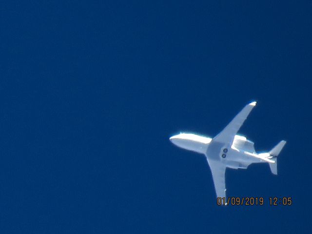 Canadair Challenger (N605L)