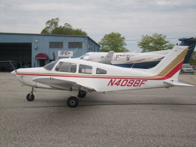 Piper Cherokee (N4098F) - Outside the Indiana flight center in Elkhart Indiana