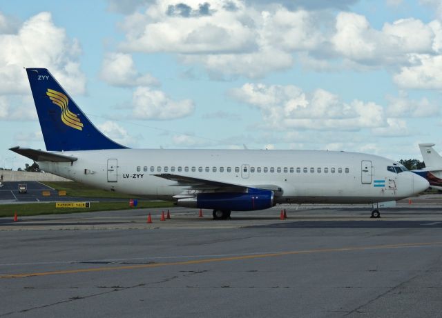 Boeing 737-200 (LV-ZYY)