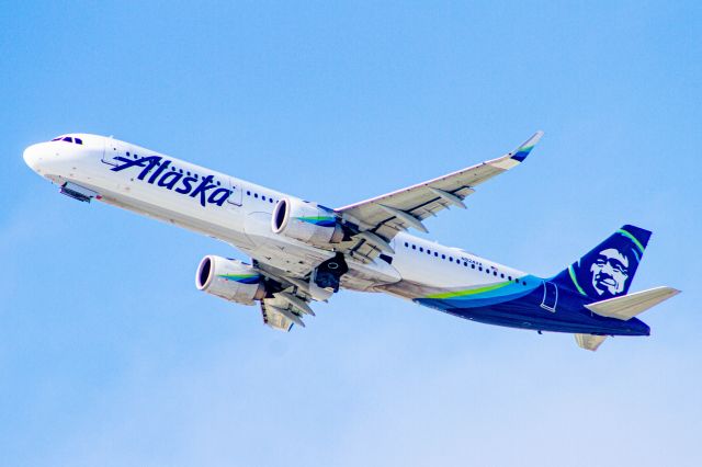 Airbus A321 (N924VA)