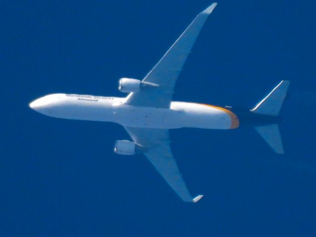 BOEING 767-300 (N305UP) - UPS5636br /SDF-SANbr /10/25/2024
