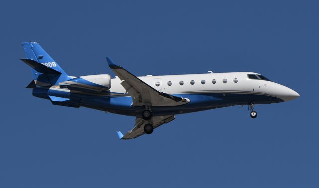 N699DB — - Beam view of Gulfstream (IAI)200 approaching RWY 10 at BWI.