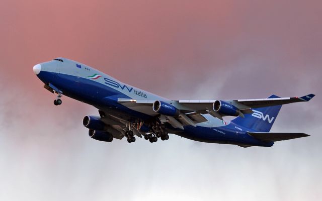 Boeing 747-400 (4KSW888) - silkway italia b747-4f 4k-sw888 dep shannon for milan 28/1/17.