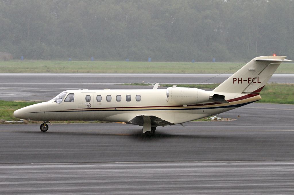 Cessna Citation CJ2+ (PH-ECL) - NEW REG.OO-SKA LOOK AT http://www.airframes.org/reg/ooska
