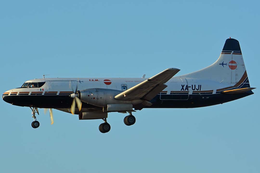 CONVAIR CV-580 (XA-UJI) - Aeronaves TSM Convair 640F XA-UJI at Phoenix Sky Harbor on September 5, 2018. 