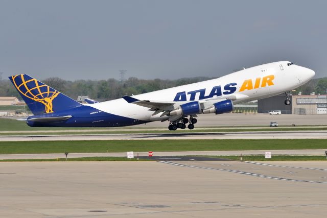 Boeing 747-400 (N452PA) - 5-L 04-26-23. Former Polar Air Cargo bird now sporting full Atlas Air colors. Flying IND-LGG for MSC Cargo.