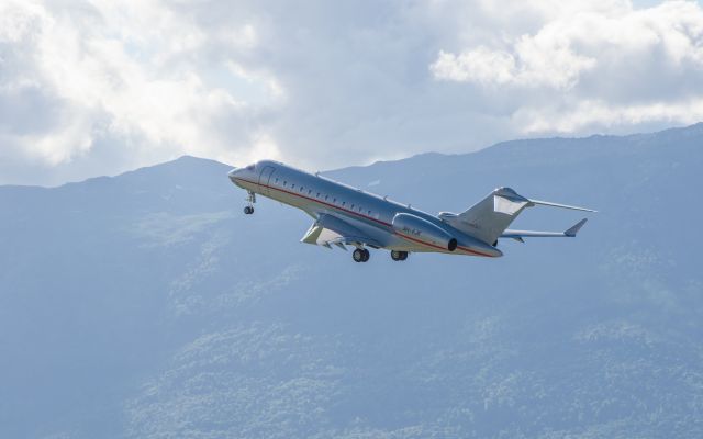 Bombardier Global Express (9H-VJK)