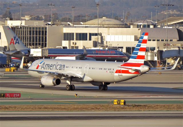 Airbus A321 (N102NN) - Bonus sharklet shadow, 10/21/14