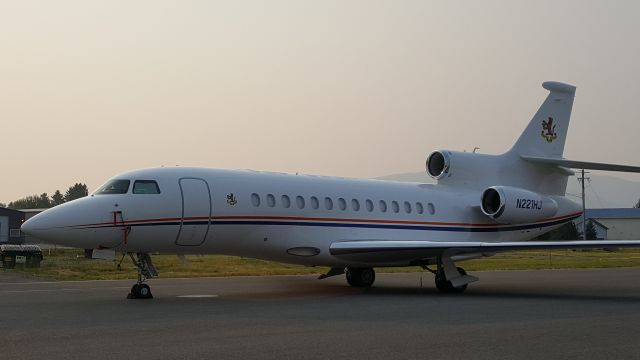 Dassault Falcon 7X (N221HJ) - fly-in visit to KSZT and saw this amazing airplane.