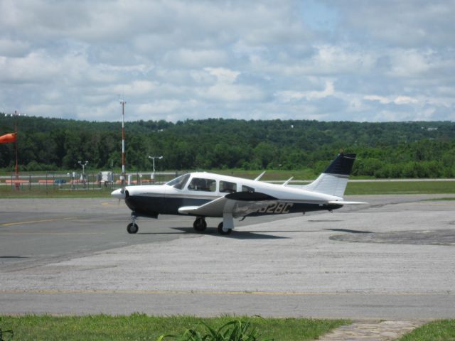 Piper Cherokee Arrow (N8828C) - Coming in for lunch on this beautiful Sunday afternoon.