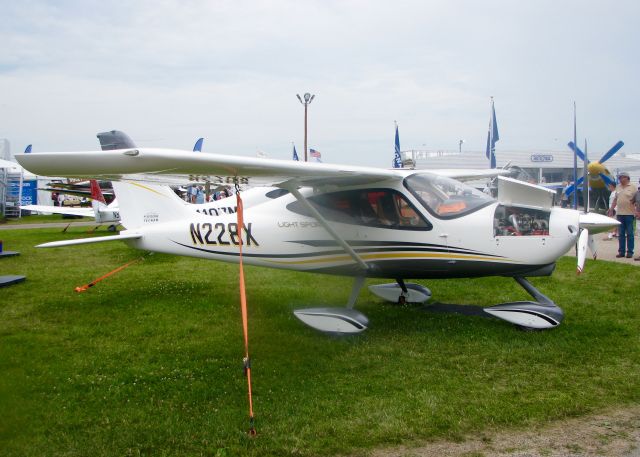 Experimental 100kts-200kts (N228X) - At AirVenture. 2014 COSTRUZIONI AERONAUTICHE TECNA P2008