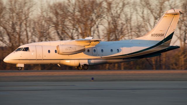 Fairchild Dornier 328JET (N359SK)