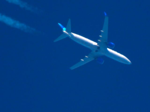 Boeing 737 MAX 9 (N37527) - UAL2667br /LAX-IADbr /12/04/2024