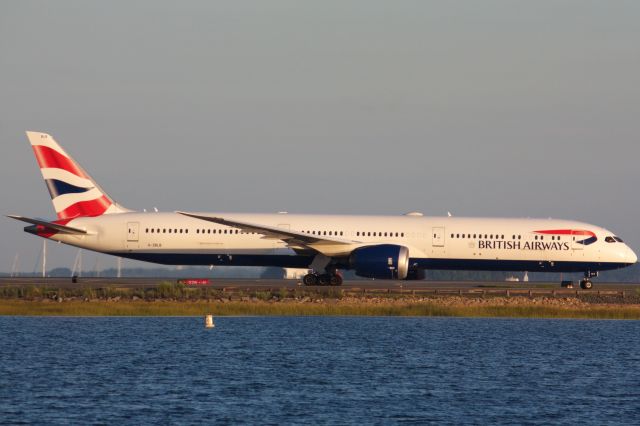 BOEING 787-10 Dreamliner (G-ZBLB)