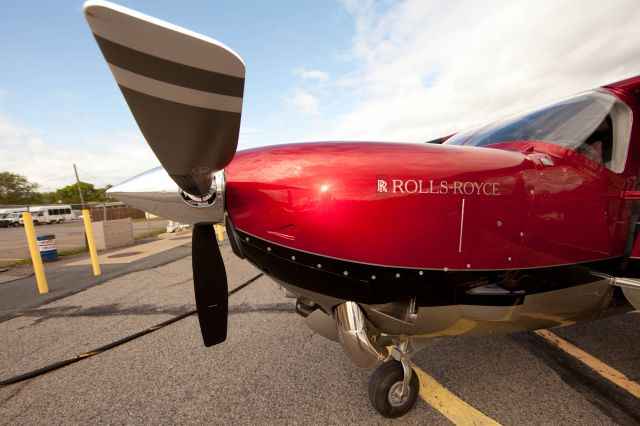 Cessna P210 (turbine) (N72ZW) - Very powerful aircraft.