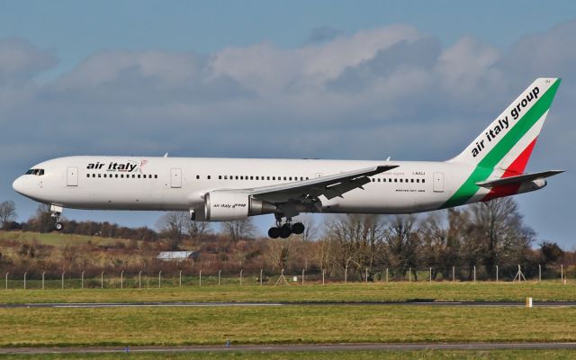 I-AIGJ — - air italy b767-300 i-aigj about to land at shannon 7/3/14.