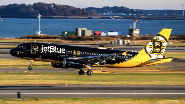 Airbus A320 (N632JB) - 04L arrival