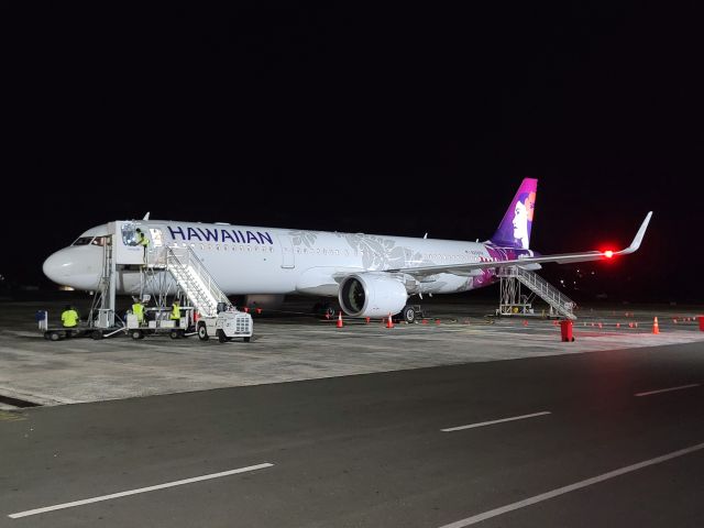 Airbus A320 (N208HA) - HA495 sitting on the ramp, waiting to fly to HNL on 12NOV23.