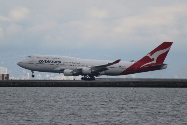 Boeing 747-400 (VH-OEH)