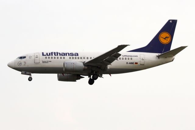Boeing 737-500 (D-ABIE)