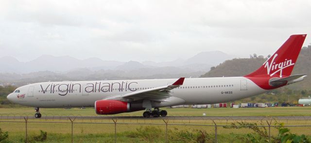 Airbus A330-300 (G-VKSS)