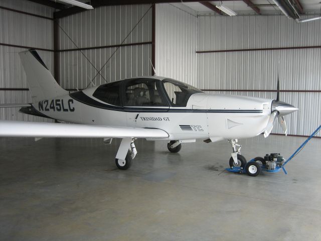 Socata TB-20 Trinidad (N245LC)