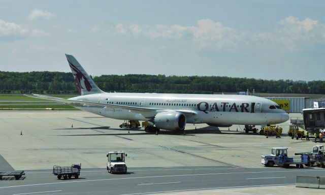 Boeing 787-8 (A7-BCL) - Qatar Airways Boeing 787-8 Dreamliner A7-BCL in Vienna 