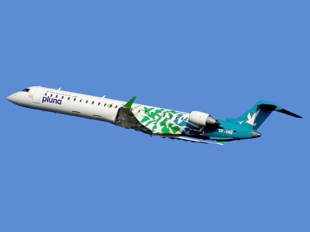 Canadair Regional Jet CRJ-900 (CX-CRG) - With the theme expression "Visite Belo Horizonte"