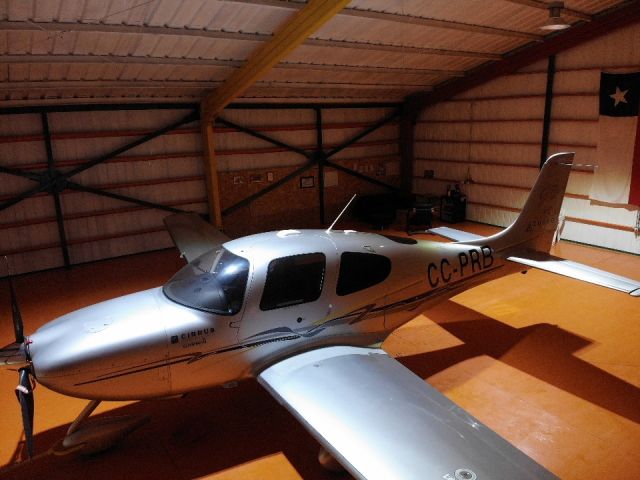 Cirrus SR-22 (CC-PRB)
