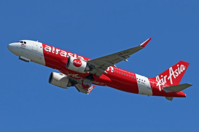 Airbus A320neo (9M-RAL)