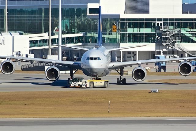 Airbus A340-600 (D-AIHE)
