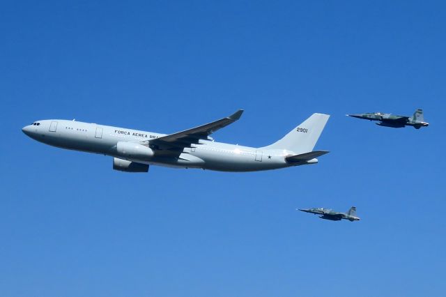 Airbus A330-300 (FAB2901)