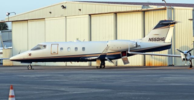 Learjet 55 (N550HG)