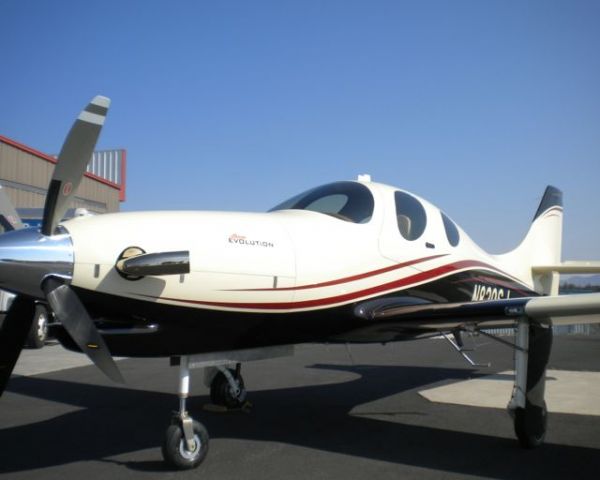 Lancair Evolution (N829SJ)