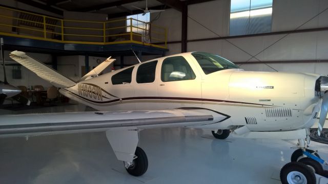 Beechcraft 35 Bonanza (N1803W)