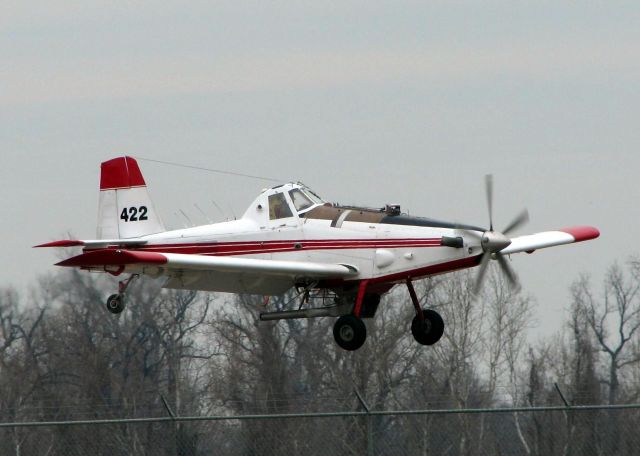 Air Tractor AT-802 (N41119) - AT-802A Landing on Rwy 14 at Downtown Shreveport.