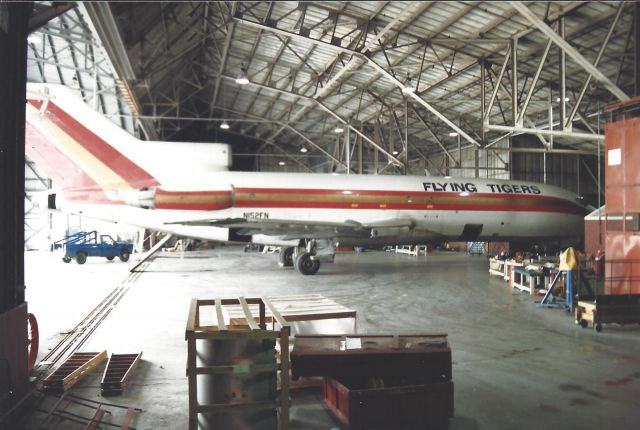 Boeing 727-100 (N152FN)