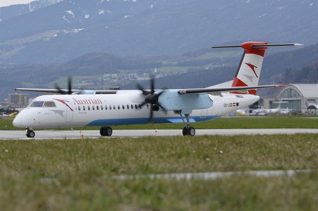 de Havilland Dash 8-400 (OE-LGD)