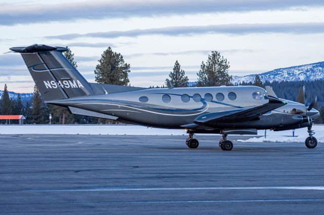 Beechcraft Super King Air 200 (N949MA)