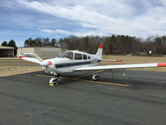 Piper Cherokee (N41533)