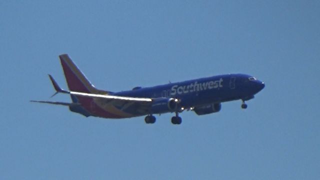 Boeing 737-800 (N8656B) - Another Southwest 737...could it be any different?