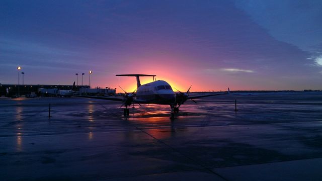 Beechcraft 1900 (N154GL)