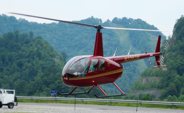 Robinson R-44 (N2263W)