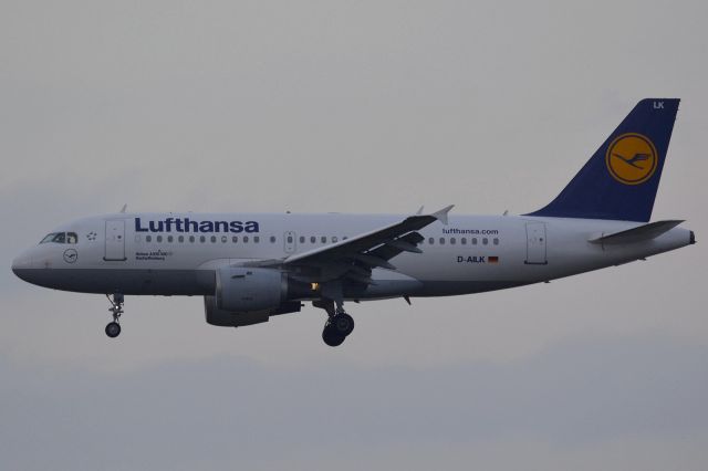 Airbus A319 (D-AILK)