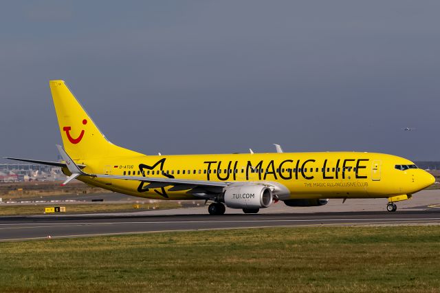 Boeing 737-800 (D-ATUG)